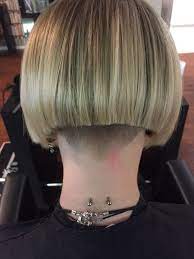 Jun 25, 2021 · a short bob is a bob that's cut between the ear and just above the shoulders. Pin On G E Mcintyres Womens Bobs