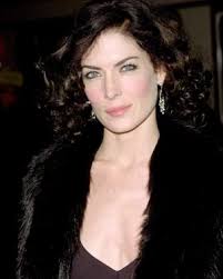 Lara Flynn Boyle Portraying The Character Helen Gamble In The Tv Series The  Practice. Wallpaper