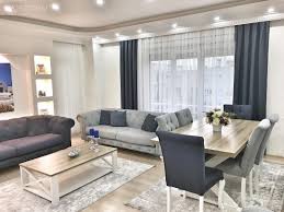 Fakat evine dönen çoğu insan döndüğünde güzel bir ortam ile karşılaşmayı tercih eder. Serin Tonlar Sik Detaylarla Sakin Ve Sofistike Bir Dekor 2 Ev Gezmesi Oturma Odasi Takimlari Luks Oturma Odalari Oturma Odasi Fikirleri