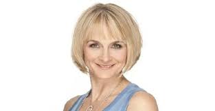 She is an actress, known for торчвуд (2006), безмолвный свидетель (1996) and w1a (2014). Louise Minchin News Anchor Family Family Louise Minchin Biography