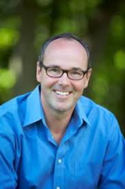 Small Acts of Leadership: Start with Purpose, Lead with Intention, Gain  Confidence, and Become the Leader Everyone Wants to Work With