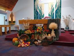 Pin By Darlene Berger On Church Decor Church Decor Decor Table Decorations