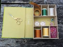 Baste Mit Alten Buchern Recycling Basteln Mit Alten Buchern 17 Tolle Upcycling Ideen Basteln Mit Alten Buchern Bastelbucher Recycling Basteln