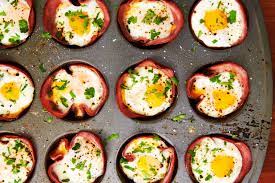 This shakshuka recipe is a seriously tasty egg recipe for dinner! 10 Best Low Calorie Breakfast Ideas Easy Low Cal Breakfast Recipes