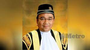 Rajah di sebelah menunjukkan gambar senarai ketua hakim semenjak 1994. Azahar Bakal Ketua Hakim Negara