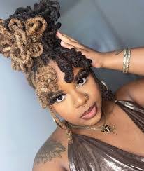 Jasmine Conyers's Instagram, Twitter & Facebook