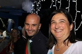 DALLE SPIAGGE AI CENTRI COMMERCIALI, SIAMO TUTTI TERRACINA: "TRASFORMANO IL  VOTO IN PAGLIACCIATA"