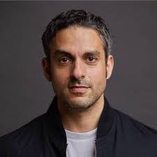 Chris Landa's Instagram, Twitter & Facebook