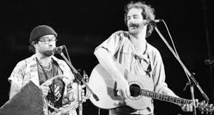 Francesco de gregori lucio dalla. Banana Republic Il Tour Di Dalla E De Gregori Compie 40 Anni