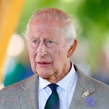 Queen pays a visit to Bob and Barney