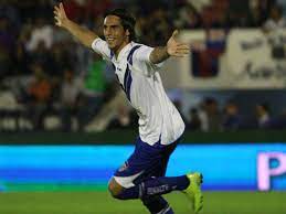 Godoy cruz (tv episode 2009) cast and crew credits, including actors, actresses, directors, writers and more. Es Importantisimo Creer Hasta El Final Velez Sarsfield