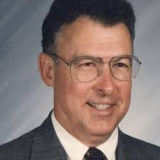 Tom Schlindwein's Instagram, Twitter & Facebook