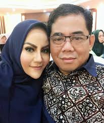 Apalagi rima melati adams telah vakum selama hampir enam tahun di dunia entertainment. Kronologi Lengkap Meninggalnya Mantan Suami Nita Thalia Dbd Positif Covid Hingga Gagal Ginjal