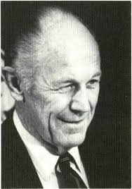 Scanned using Book ScanCenter 7033