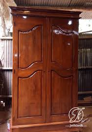 Maka kami selalu menyarankan menggunakan multiplex dengan finising serat kayu, kualitas. Jual Lemari Pakaian Minimalis Kayu Jati Jati Klasik Furniture