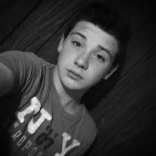 Clay Hendricks (@_The_Real_Rolo_)