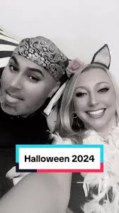 How to Make A Skunk Costume