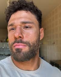 Rafael Silva's Instagram, Twitter & Facebook