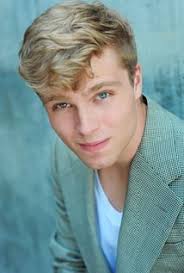 Trevor Larson: фильмы, биография, семья, фильмография — Кинопоиск