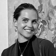 Tanya Bertram's Instagram, Twitter & Facebook