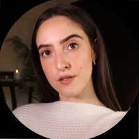 Cassandra Doucette's Instagram, Twitter & Facebook