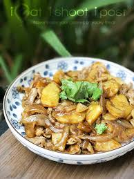 Potatoes And Pork Go So Well Together If You Have Never Tried This Dish Before You Should This Homecooked Meals Stir Fry Potatoes Sliced Pork Belly Recipe