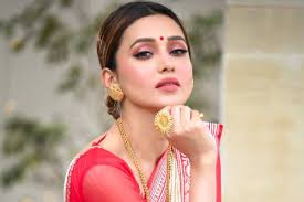 Mimi chakraborty (মিমি চক্রবর্তী) is a well known bengali film, television actress, and lawmaker. Jtiy0uz Rsffmm