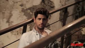 Sidharth malhotra (born 16 january 1985)12 is an indian actor and former model who appears in bollywood films. Sidharth Malhotra Is Too Hot To Handle On The Filmfare Cover Youtube