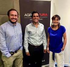 Canal 13 estrenará inédito cortometraje de maite alberdi que tiene como protagonistas a dos entrañables personajes de el agente topo. Radio Agricultura Red De Alimentos
