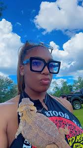 have a bearded dragon i'm looking to rehome, comes with tank and everything  pictured. got it for my ex girlfriend we broke up and i don't have the time  for it as