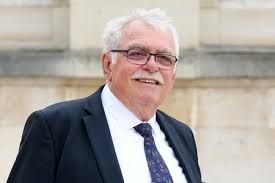 Relents antisémites » : une candidate Front populaire porte plainte contre  Béchu