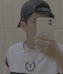 Pin By شـماليـھ On افتــارات In 2021 Hand Pictures Mirror Selfie Pictures
