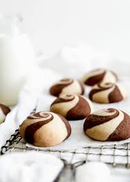 Chocolate Vanilla Swirl Cookies Summer Dessert Recipes Cookie Recipes Dessert Recipes