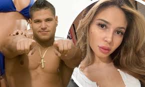 + body measurements & other facts. Jersey Shore Star Ronnie Ortiz Magro Is In The Happiest Place With New Girlfriend Saffire Matos Daily Mail Online