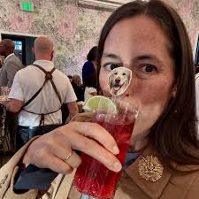 Had to wash the dirt from under my nails for this one 😂! We had the best  night out