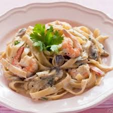 This cheesy pasta dish is an italian favourite. Pin On Resepi