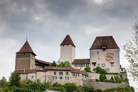 April 2012 burgdorf | warumhat sich die oberstadt vomblühenden handelszentrum zum sorgenkind gewandelt? Burg Burgdorf Emmental Kostenloses Foto Auf Pixabay