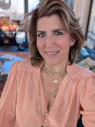 I feel so flat lately. Like nothing is appealing, I usually love reading  but not now. I got down to read and just end up checking out. My favorite  books and movies