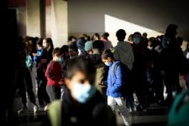 Government has resisted the closure of schools. Pode A Variante Encontrada No Reino Unido Justificar O Fecho Das Escolas Portuguesas Coronavirus Publico
