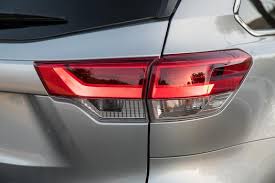 Detailed specs and features for the 2020 toyota highlander including dimensions, horsepower, engine, capacity, fuel economy, transmission, engine type, cylinders, drivetrain and more. Exterior Upgrades Added For 2019 Toyota Highlander Le Xle And Se Grades Passport Toyota Blog