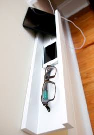 Hang A Mosslanda Picture Ledge If You Don T Have Room For A Nightstand Bild Leiste Bilderleiste Ikea
