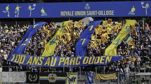 Thomas christiansen tarín (born 11 march 1973) is a former footballer who played as a striker, and is the current manager of panama. Le Public De L Union St Gilloise Ils Vont Directement Du Marche Bio Au Stade