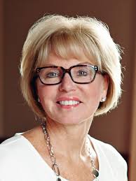 Huntington Bank leader takes mom's pie tradition and grows it