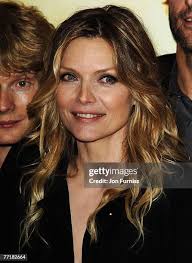 Sienna Miller arrives for the Premiere of Stardust at the Odean... News  Photo