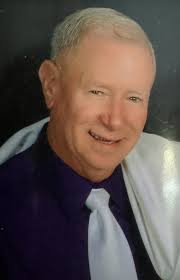 Kim Dycus's Instagram, Twitter & Facebook