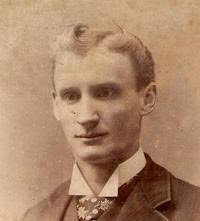 Harley Rowe's Instagram, Twitter & Facebook