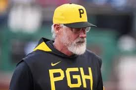 Morris Leads Gopher Rout Of UNCW 108-82