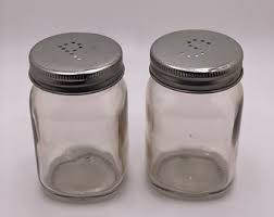 1960s Corningware Blue Cornflower 9"x1 1/4" Pie Dish