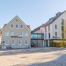 Manuel horvath forstarbeiten based in bad waldsee is registered in the creditreform company database with the legal form commercial enterprise. Volksbank Allgau Oberschwaben Eg Hauptstelle Bad Waldsee In 88339 Bad Waldsee