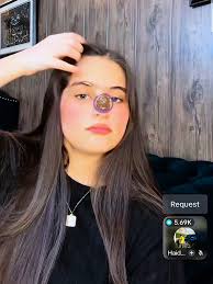 Haider Shah's Live Call with Kainat Qureshi